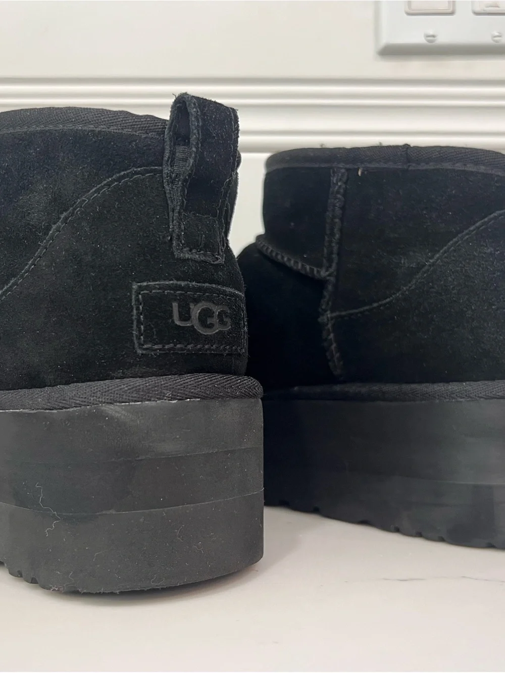 UGG Black Interior Label and Size Tag